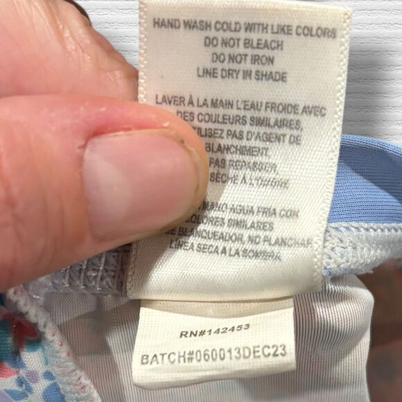 RuffleButts Girls Long Sleeve Rash Guard Swimsuit 2T UPF 50+ Blue Pink Floral - Picture 3 of 5